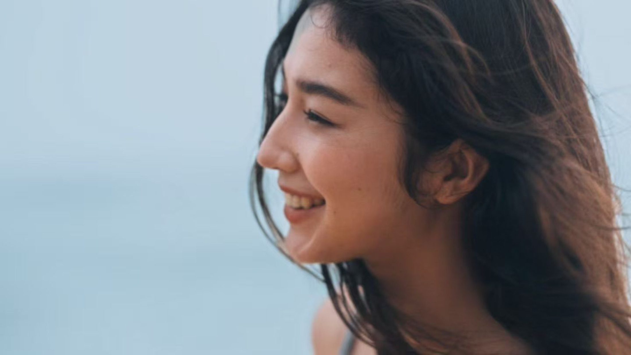 A&F and Hollister lifestyle close-up frame